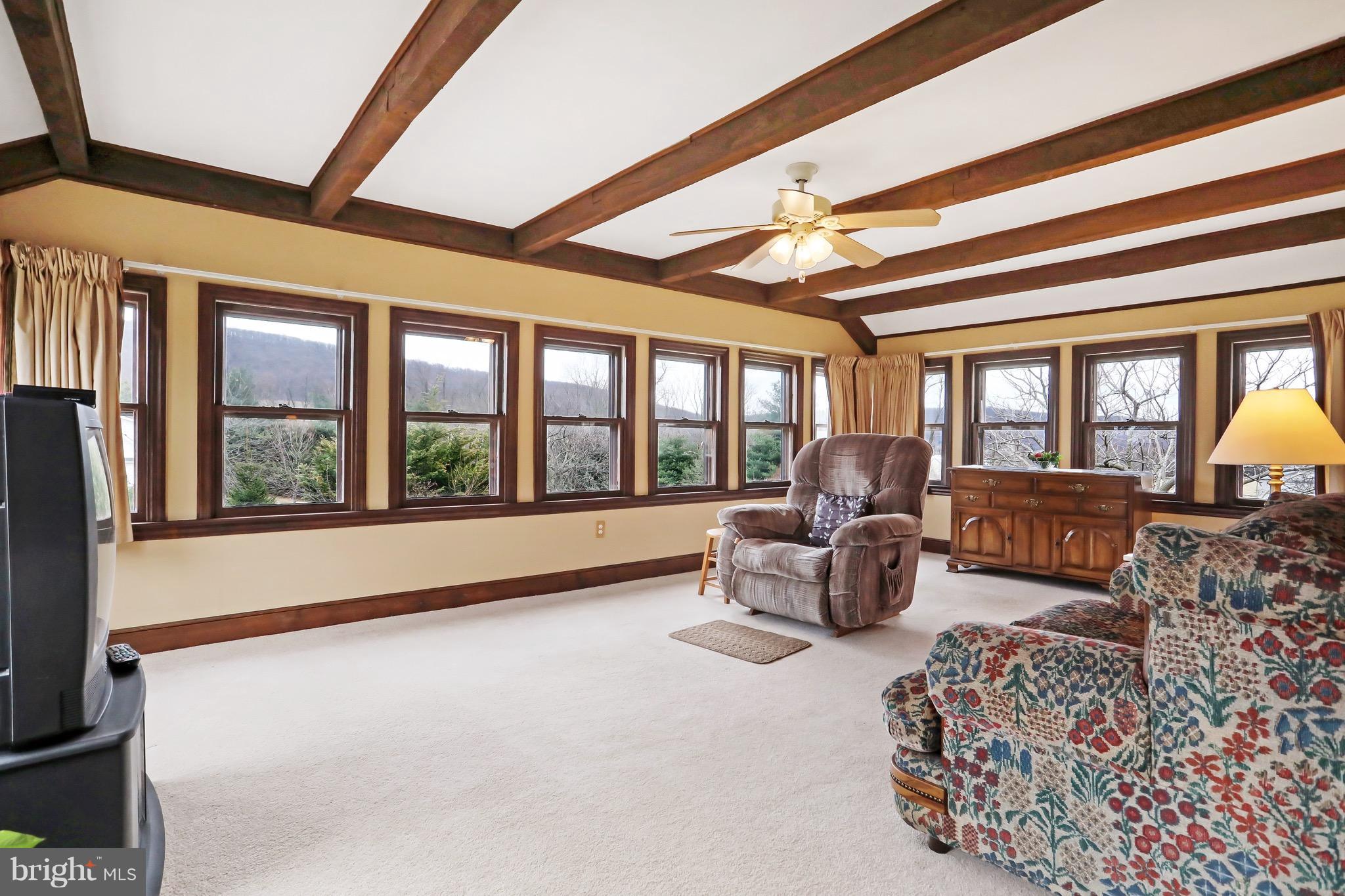 20516 Bent Willow Road Rohrersville, MD 21779 - Photo 11 of 29 Living Room