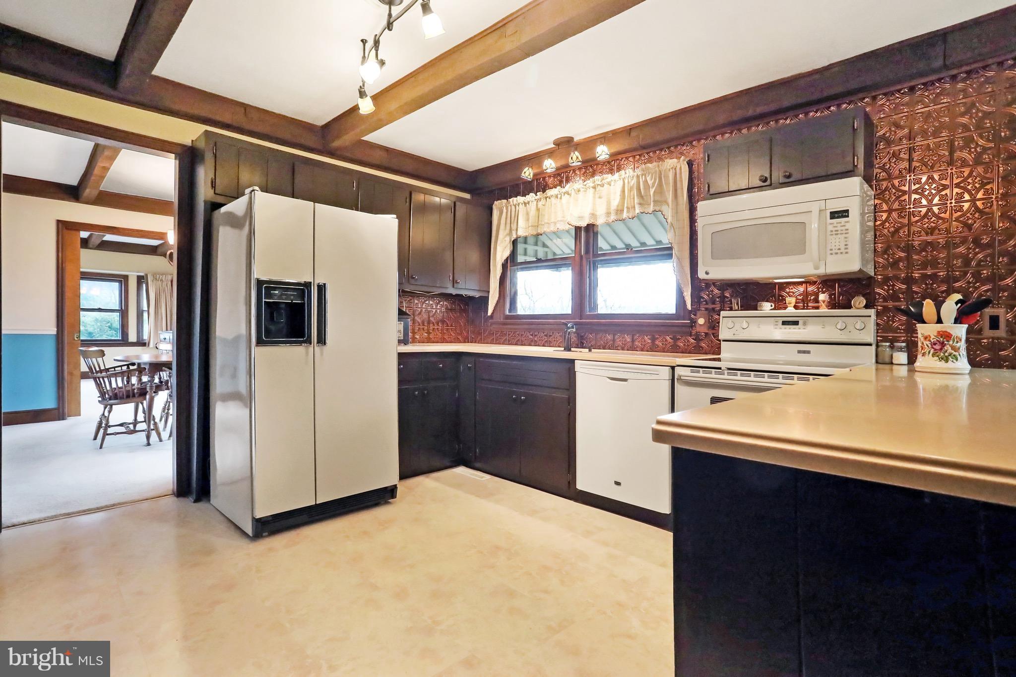 20516 Bent Willow Road Rohrersville, MD 21779 - Photo 15 of 29 Kitchen