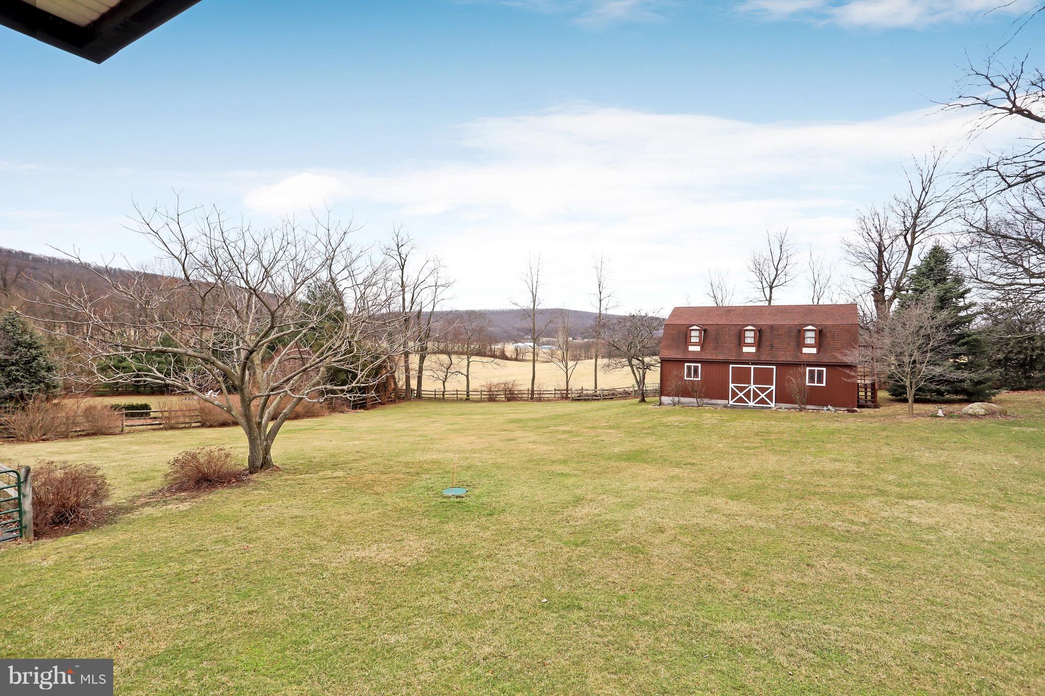20516 Bent Willow Road Rohrersville, MD 21779 - Photo 5 of 29 Exterior (Rear)
