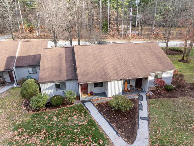 $290,000 | 11 Essex Green Court, Merrimack, NH 03054