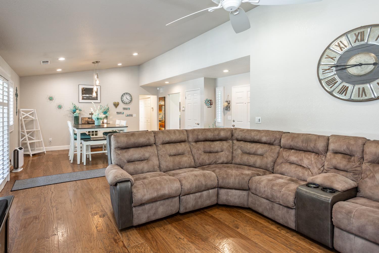 3012 Mammoth Way Modesto, CA 95355 - Photo 15 of 43