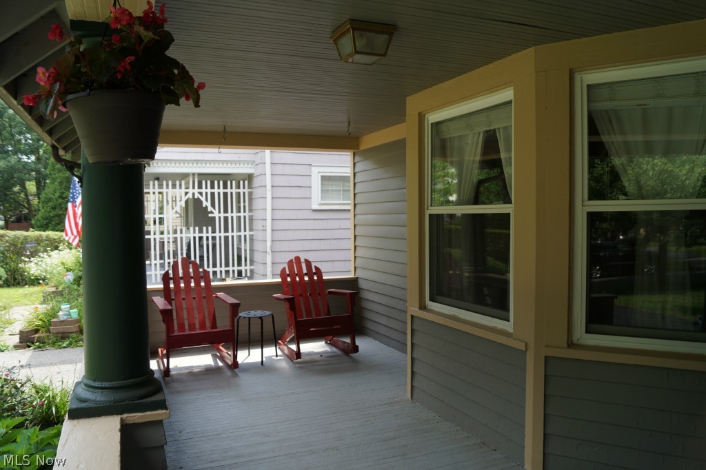 2252 Maplewood Road Cleveland, OH 44118 - Photo 2 of 22 Gallery Image 2