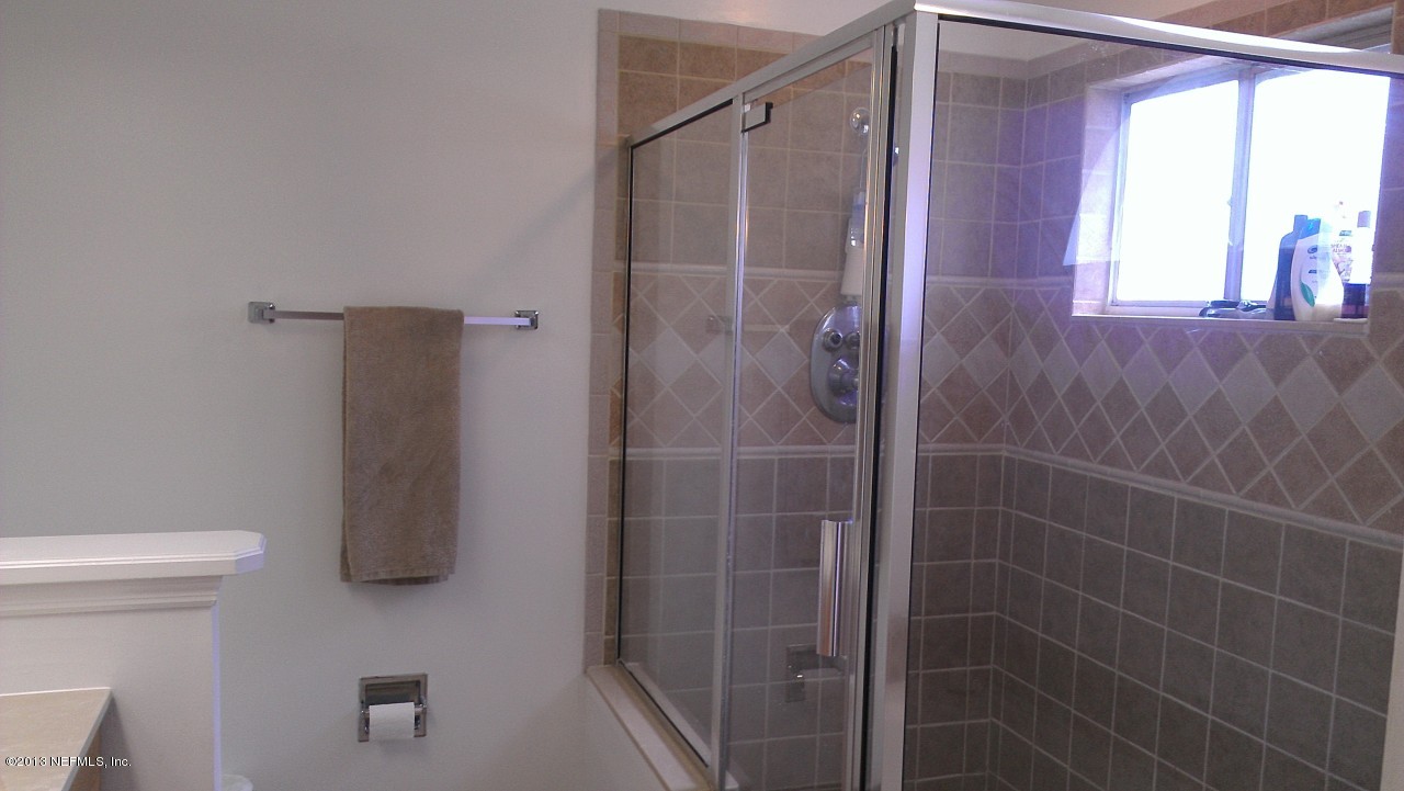 9129 Sable Ridge Court Jacksonville, FL 32244 - Photo 16 of 31 Master bath 3
