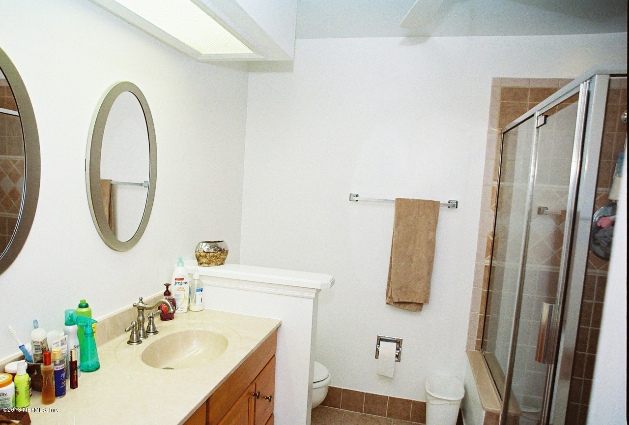 9129 Sable Ridge Court Jacksonville, FL 32244 - Photo 18 of 31 MasterBath