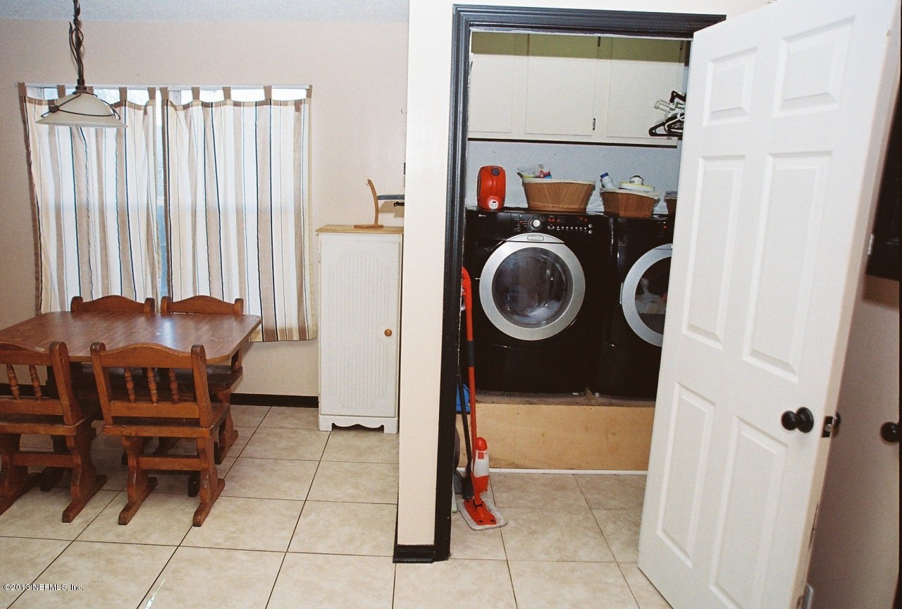 9129 Sable Ridge Court Jacksonville, FL 32244 - Photo 24 of 31 Laundry
