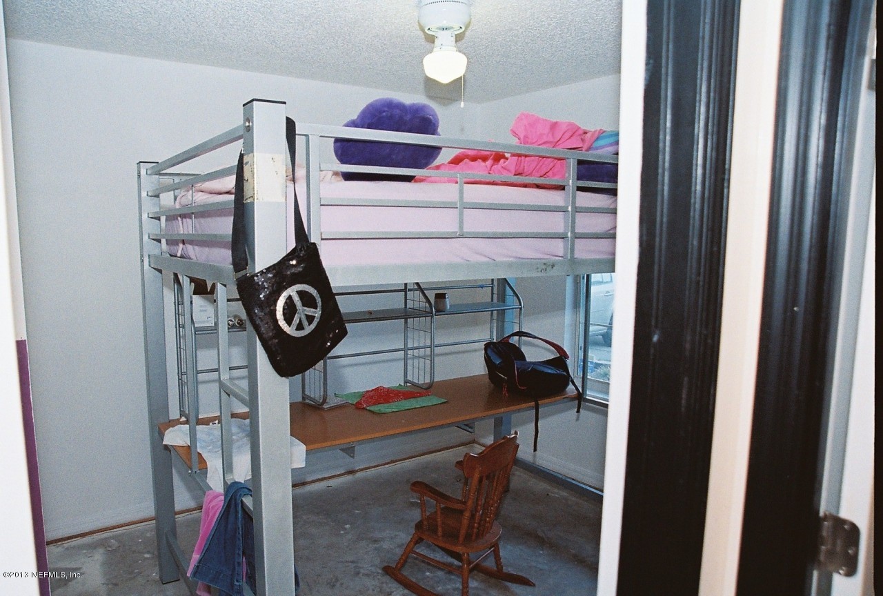 9129 Sable Ridge Court Jacksonville, FL 32244 - Photo 27 of 31 Bedroom 3
