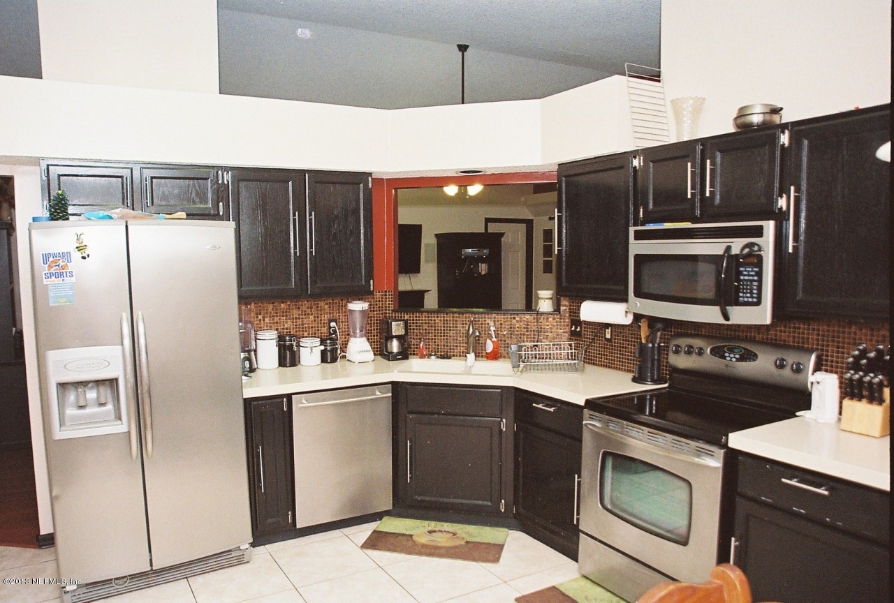 9129 Sable Ridge Court Jacksonville, FL 32244 - Photo 4 of 31 Kitchen 5