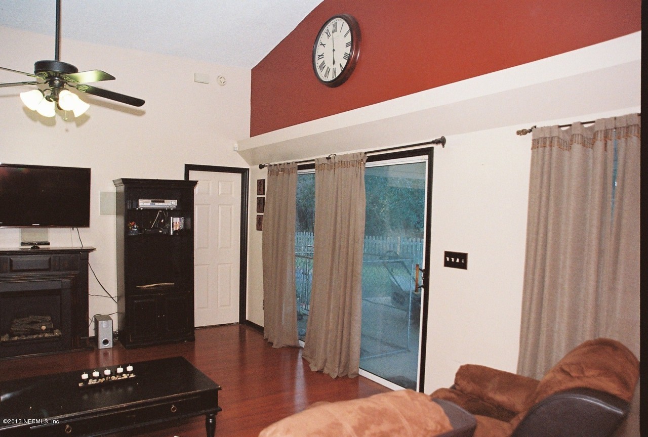 9129 Sable Ridge Court Jacksonville, FL 32244 - Photo 9 of 31 Great Room 2