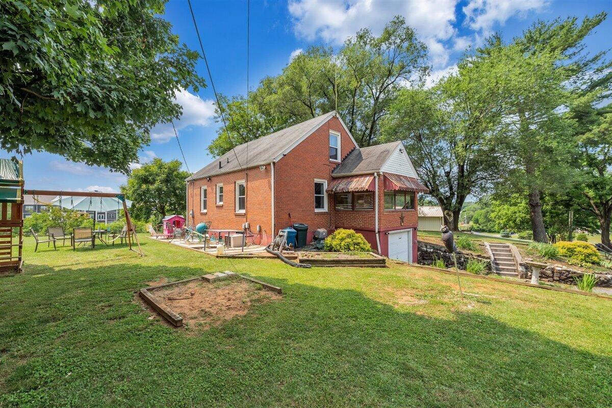 1515 Scott Road Roanoke, VA 24012 - Photo 24 of 36 25-MIB08199