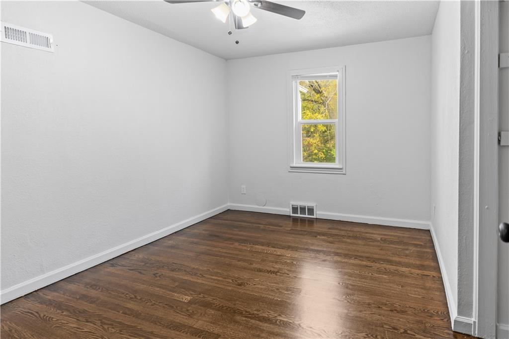 6501 Blue Ridge Cutoff Raytown, MO 64133 - Photo 7 of 18