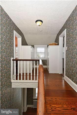 2 Cedarwood Road Baltimore, MD 21228 - Photo 19 of 30 Upper Level Landing with Built in Shelving