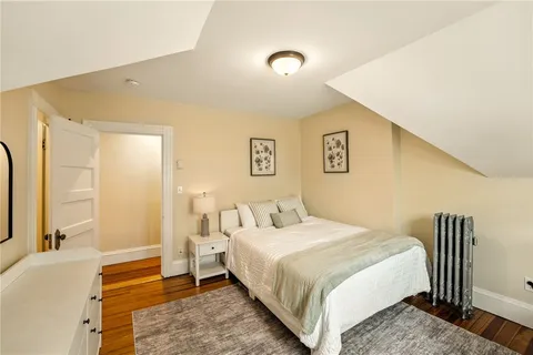 $999,000 | 90 University Avenue, Providence, RI 02906