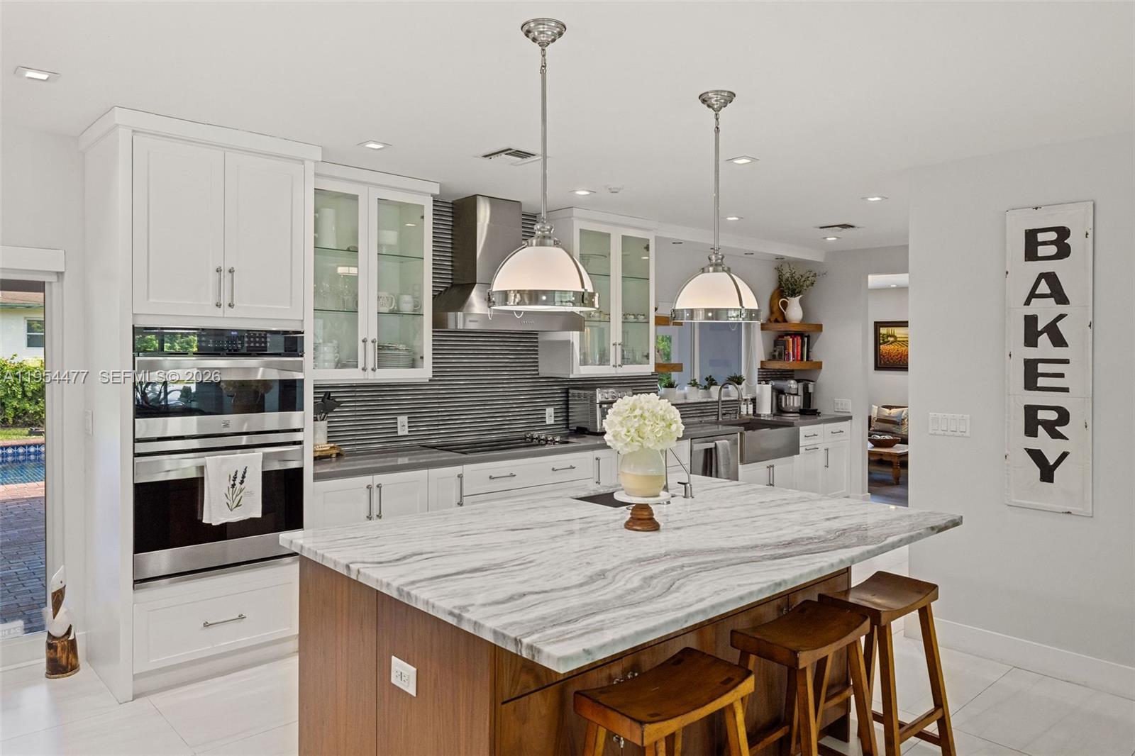 7980 Southwest 108th Street Miami, FL 33156 - Photo 12 of 72