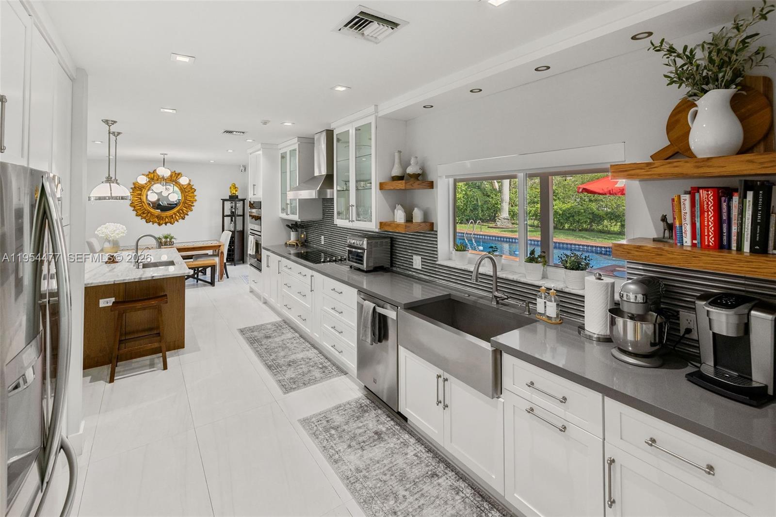 7980 Southwest 108th Street Miami, FL 33156 - Photo 4 of 72