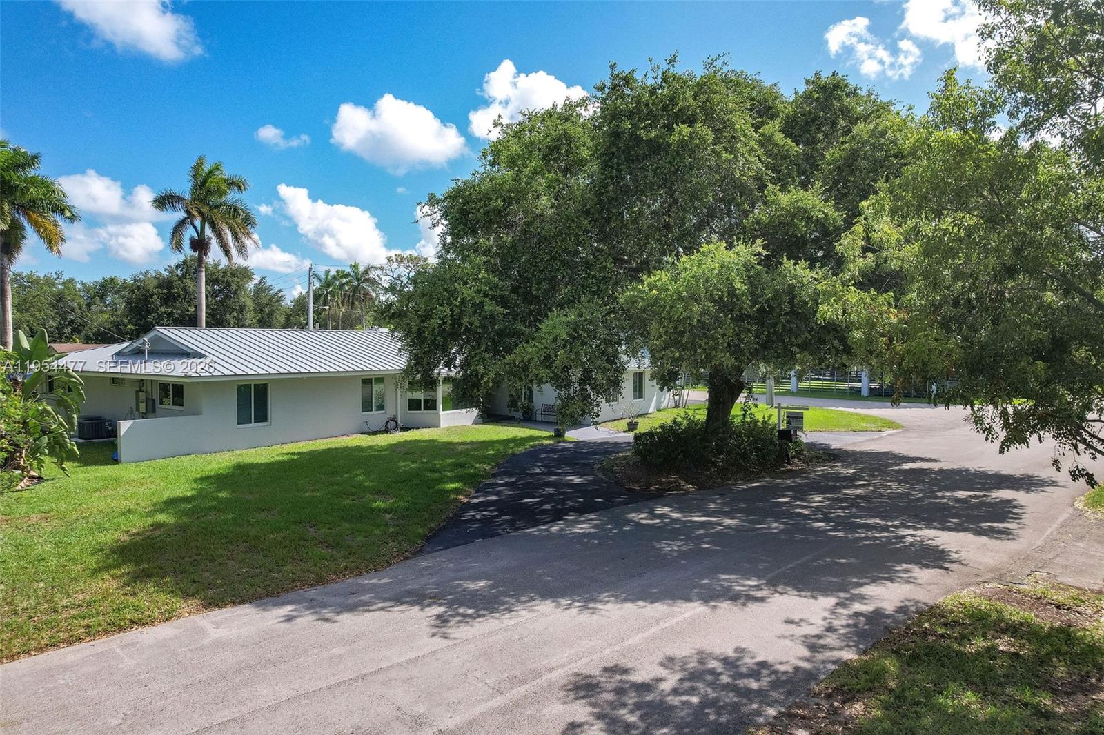 7980 Southwest 108th Street Miami, FL 33156 - Photo 48 of 72