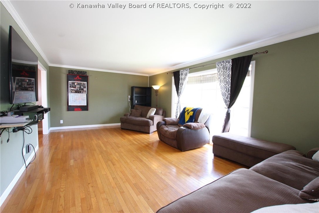 1526 Mt Vernon Road Charleston, WV 25314 - Photo 8 of 33 Gallery Image 8
