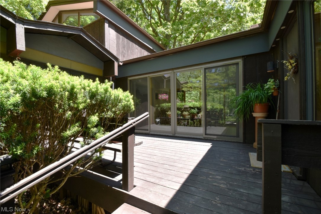 4259 Brainard Road Chagrin Falls, OH 44022 - Photo 4 of 32 Front deck to entrance