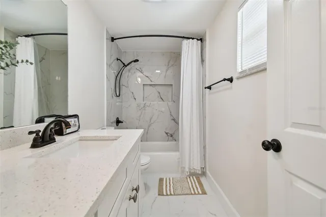 $1,995 | 1411 Coppertree Drive, Tarpon Springs, FL 34689