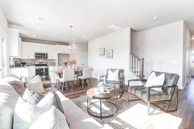 $387,990 | 4037 Lemon Grass Lane, Ravenel, SC 29470