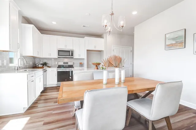 $387,990 | 4037 Lemon Grass Lane, Ravenel, SC 29470