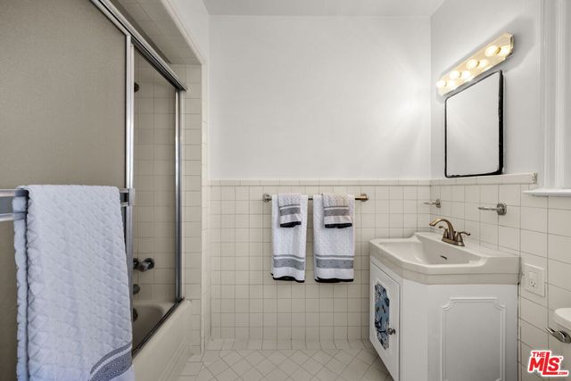 $7,595,000 | 850 Birchwood Drive, Los Angeles, CA 90024