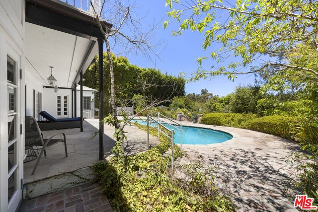 $7,595,000 | 850 Birchwood Drive, Los Angeles, CA 90024
