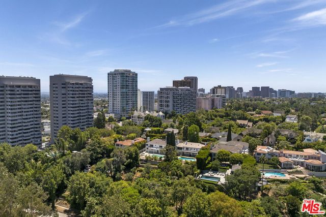 $7,595,000 | 850 Birchwood Drive, Los Angeles, CA 90024