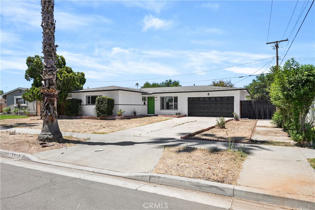 4092 Overland Street Riverside, CA 92503 - Photo 6 of 42