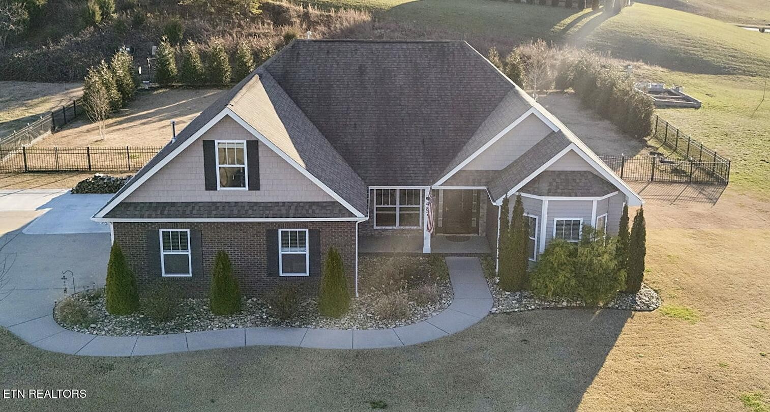 487 Broadberry Avenue Oak Ridge, TN 37830 - Photo 1 of 52 Gallery Image 1