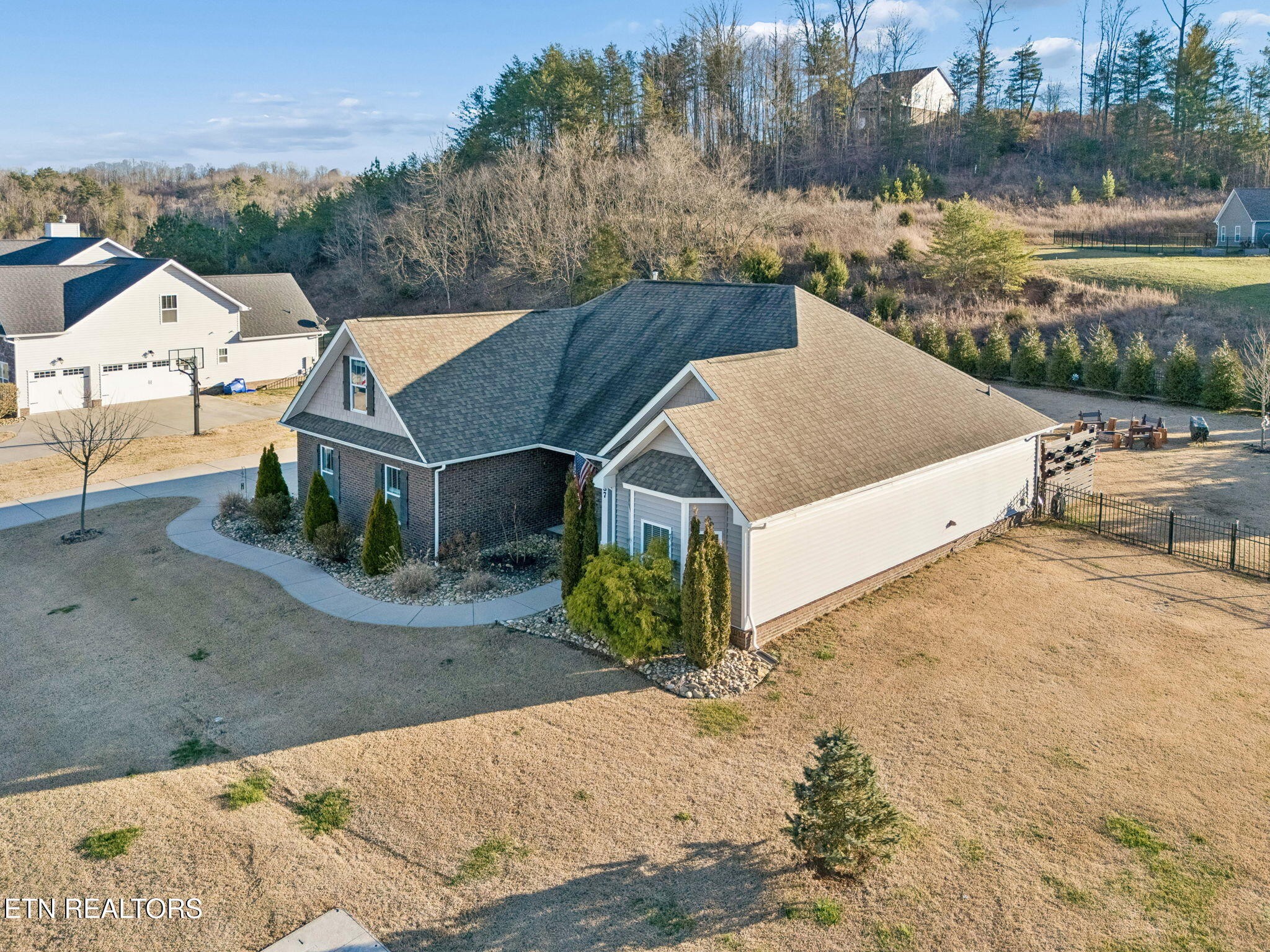 487 Broadberry Avenue Oak Ridge, TN 37830 - Photo 2 of 52 Gallery Image 2