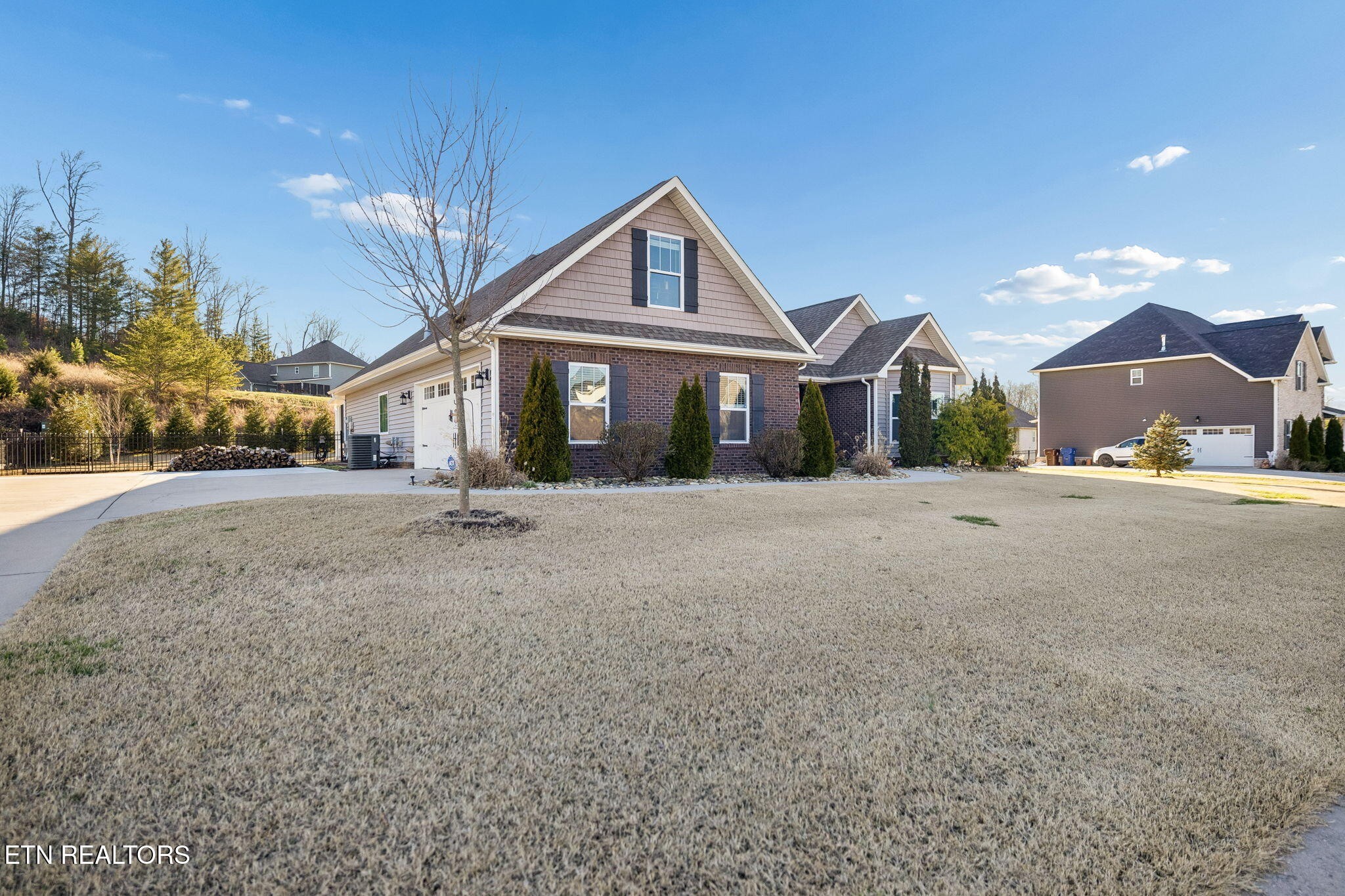 487 Broadberry Avenue Oak Ridge, TN 37830 - Photo 3 of 52 Gallery Image 3