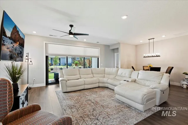 $519,900 | 12136 South Glory Lane, Kuna, ID 83634