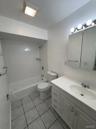 $115,000 | 1278 North And South Road, Unit 1278, St. Louis, MO 63130