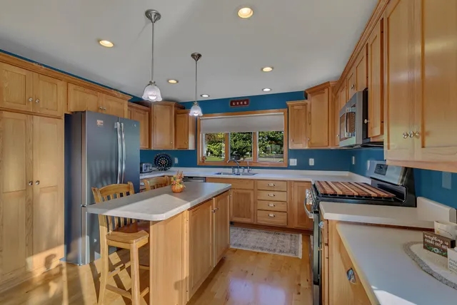 $335,000 | 1917 23rd Avenue Southwest, Willmar, MN 56201