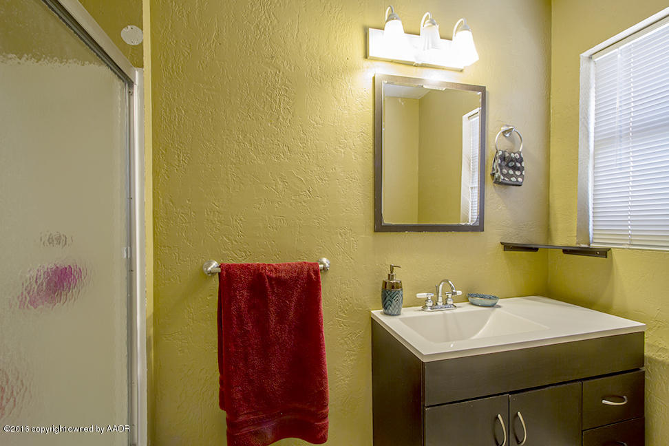 4615 Bowie Street Amarillo, TX 79110 - Photo 11 of 12 9