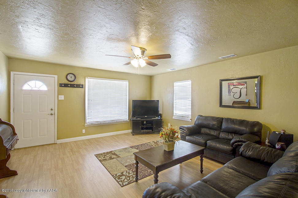 4615 Bowie Street Amarillo, TX 79110 - Photo 3 of 12 11