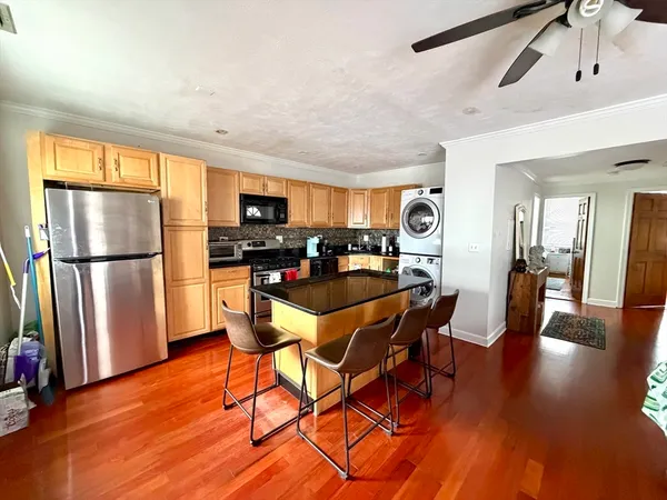 $2,800 | 94 Florida Street, Unit 3, Boston, MA 02124