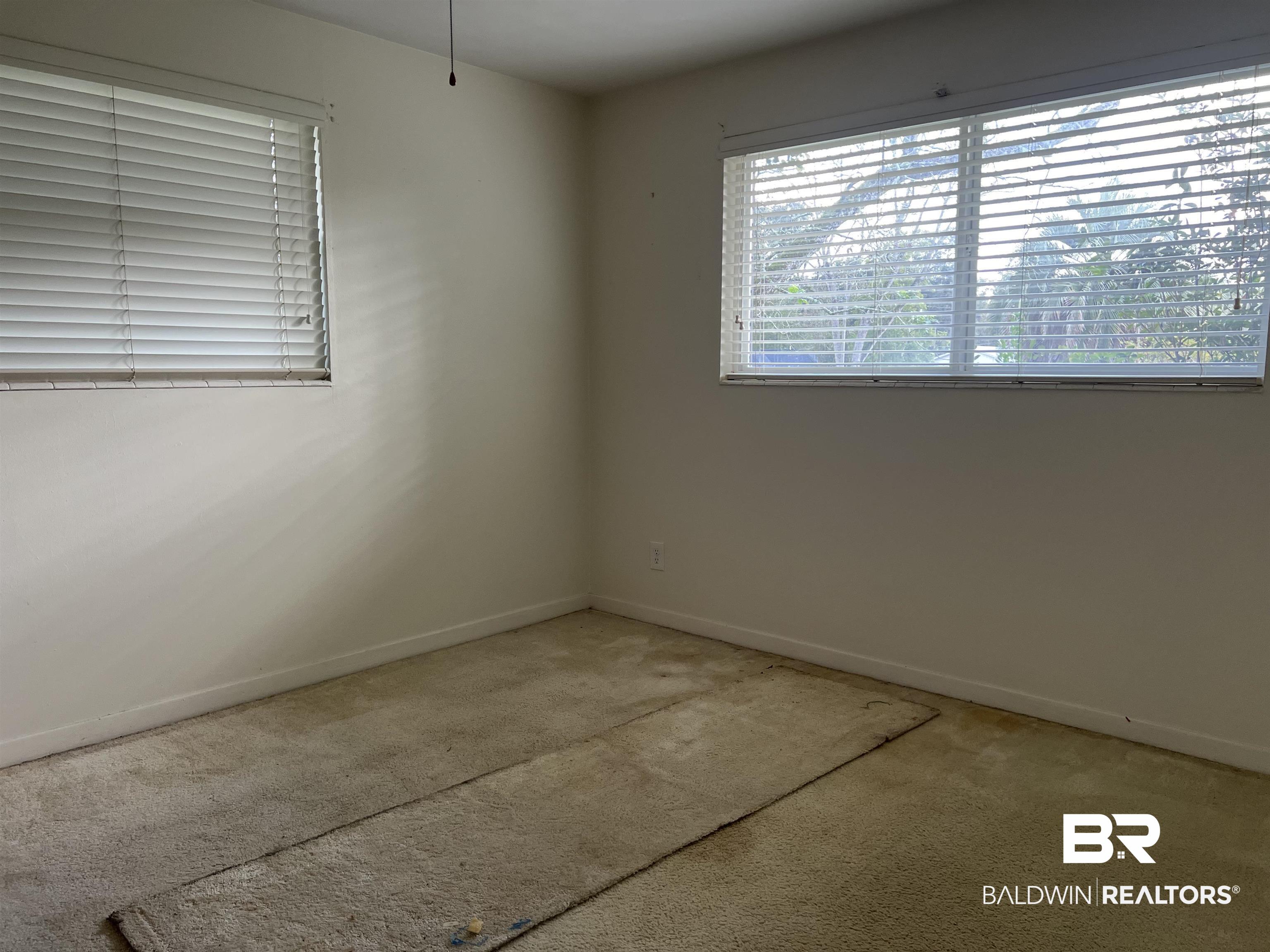 625 East Myrtle Avenue Foley, AL 36535 - Photo 8 of 10