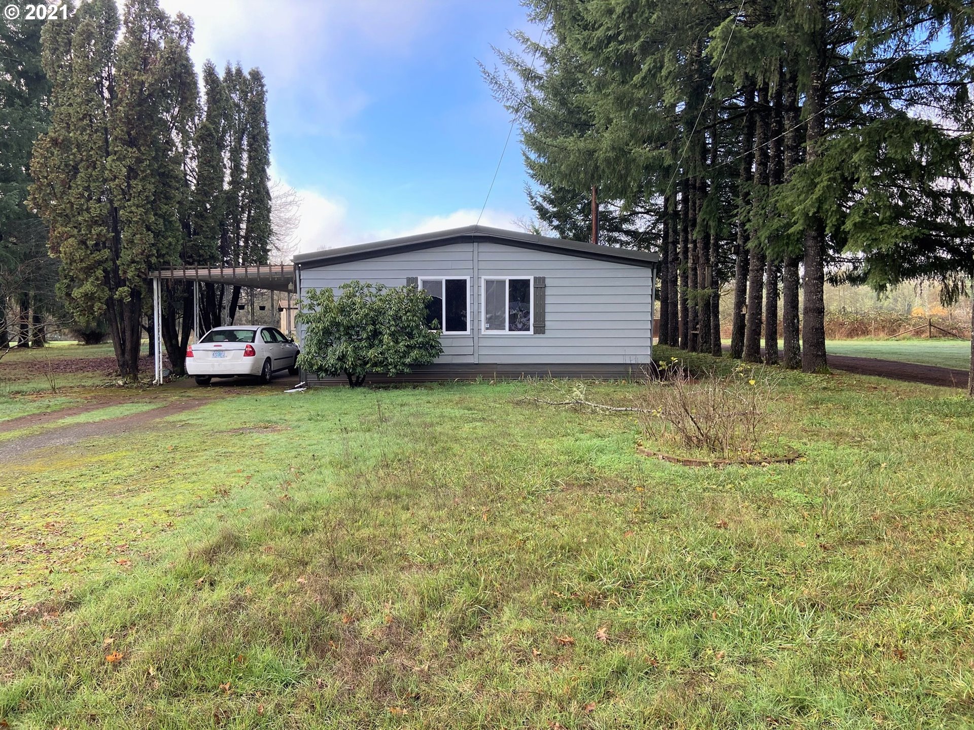 92010 Maple Lane Springfield, OR 97478 - Photo 1 of 24 Gallery Image 1