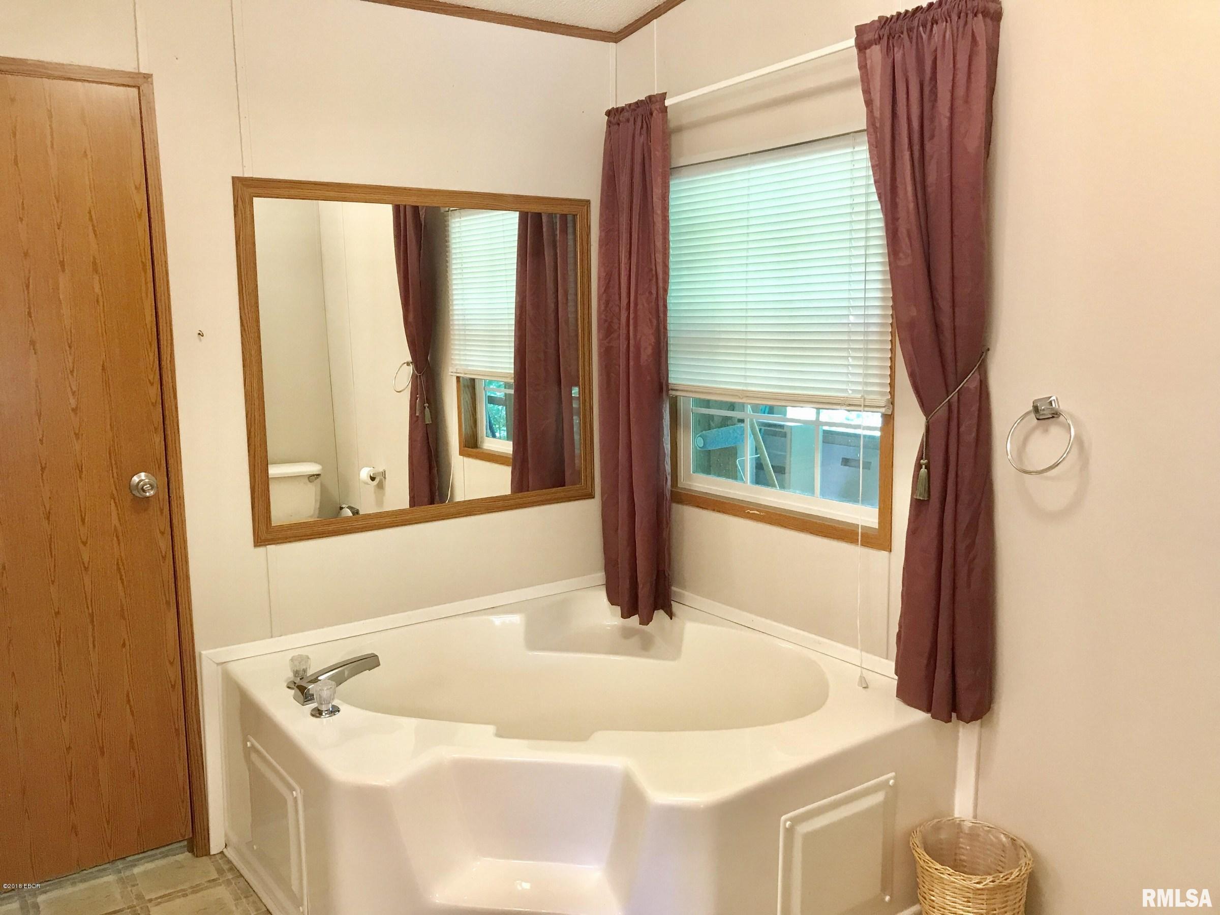 4538 Giant City Road Carbondale, IL 62902 - Photo 11 of 50