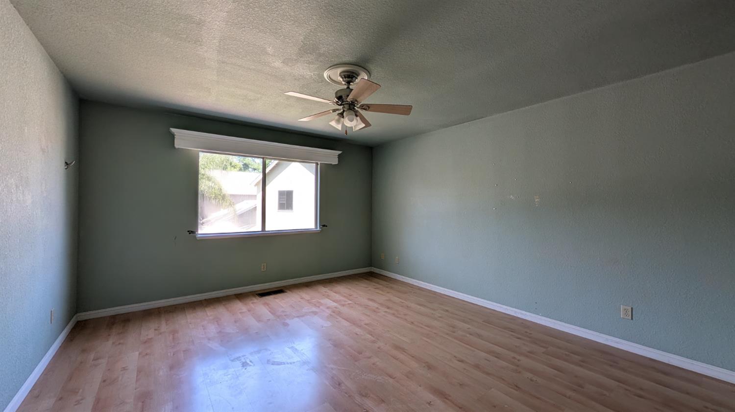 3133 Andre Lane Turlock, CA 95382 - Photo 21 of 28