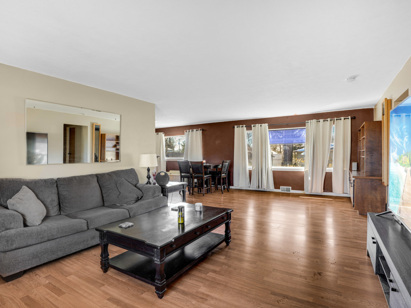 1600 Black Road Joliet, IL 60435 - Photo 3 of 22 a living room with furniture and a wooden floor