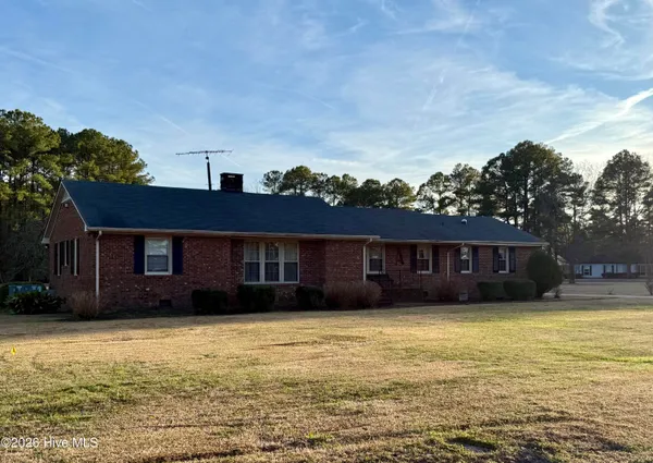 $259,500 | 1056 East 3rd Street, Robersonville, NC 27871