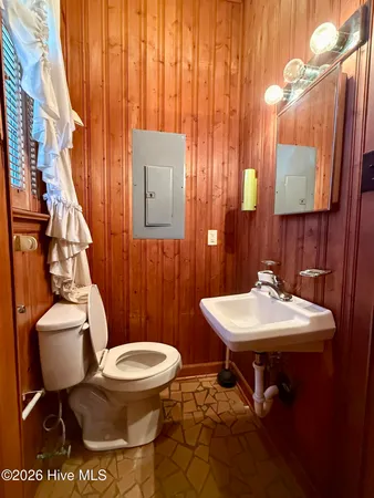 $259,500 | 1056 East 3rd Street, Robersonville, NC 27871
