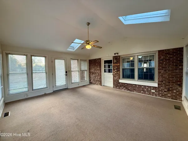 $259,500 | 1056 East 3rd Street, Robersonville, NC 27871