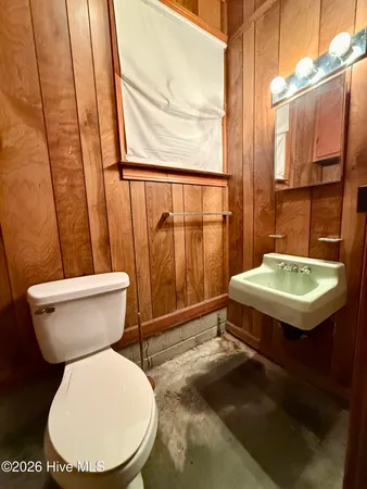 $259,500 | 1056 East 3rd Street, Robersonville, NC 27871