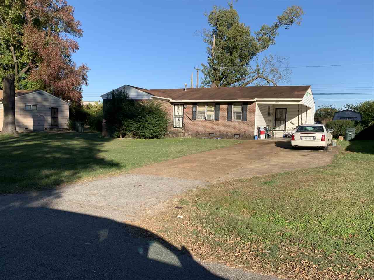 5044 Gill Road Memphis, TN 38109 - Photo 1 of 2