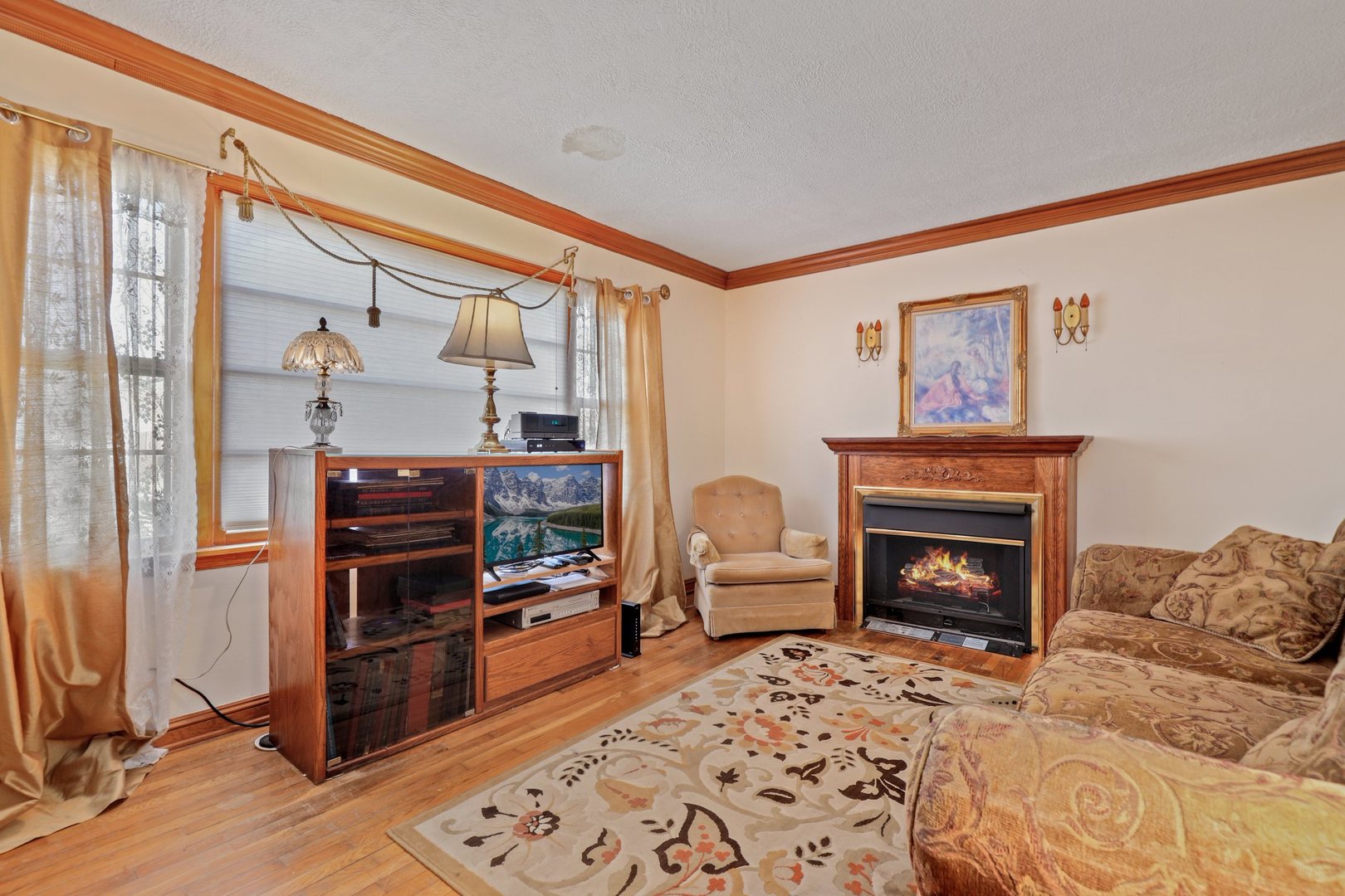 11018 Princess Avenue Chicago Ridge, IL 60415 - Photo 3 of 21