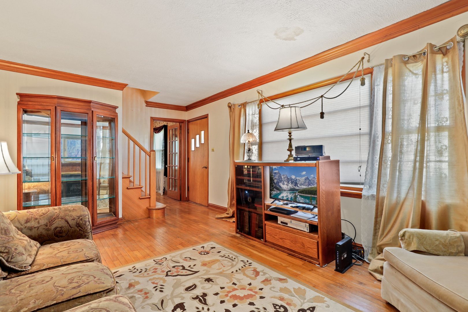 11018 Princess Avenue Chicago Ridge, IL 60415 - Photo 4 of 21