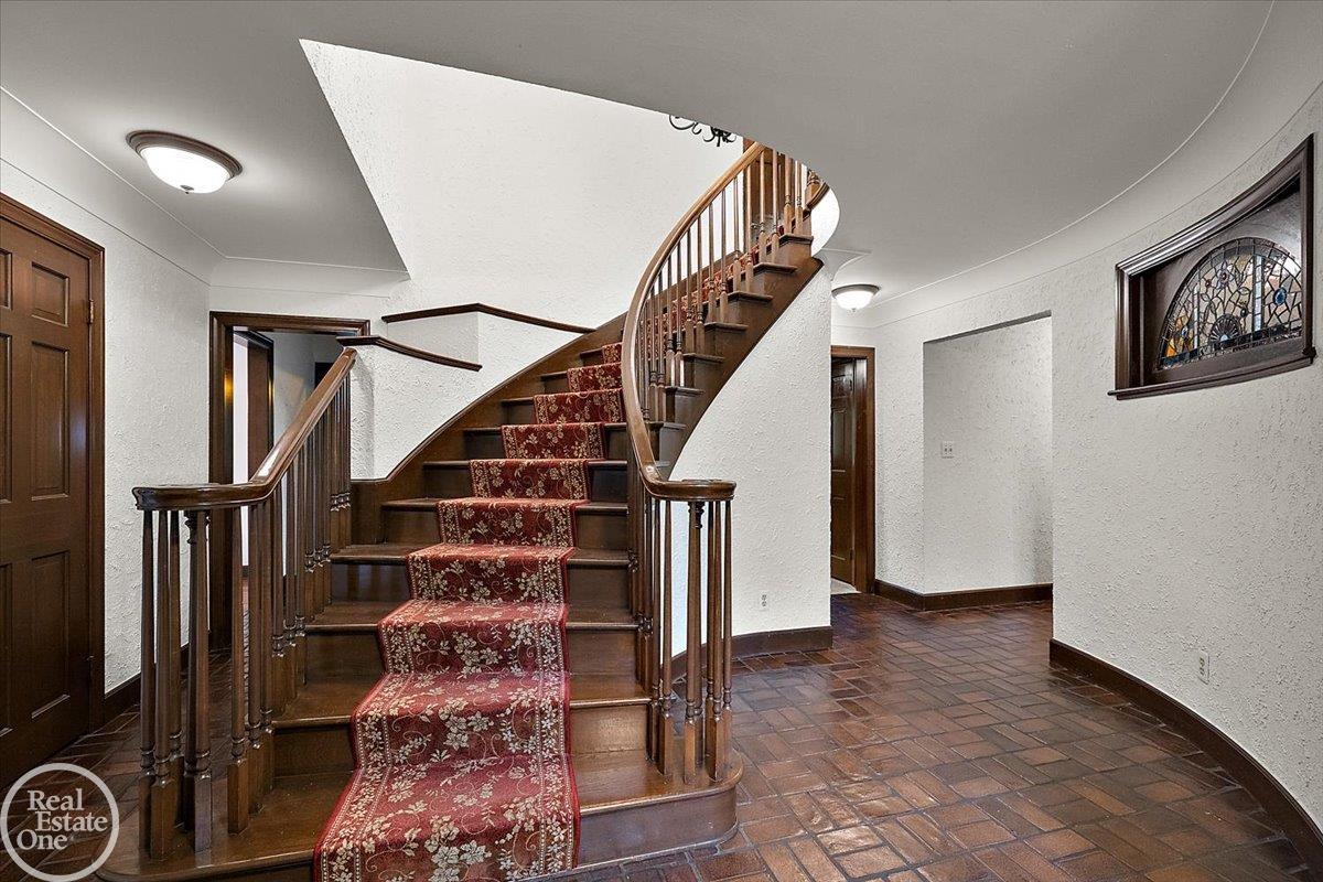 523 Ridgewood Road Rochester, MI 48306 - Photo 35 of 61 Gallery Image 35